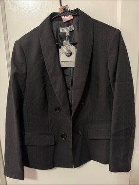 Kasper Black Double-Breasted Shawl Collar Blazer